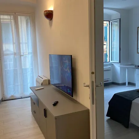 Ada - Apartamento La Spezia
